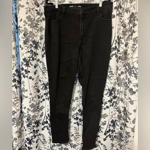 Old navy black skinny jeans